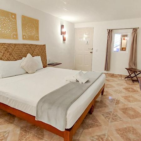 Blatha Tropical Rooms Holbox Eksteriør billede